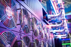 Nahaufnahme von Server-Lüftern in einem Rechenzentrum